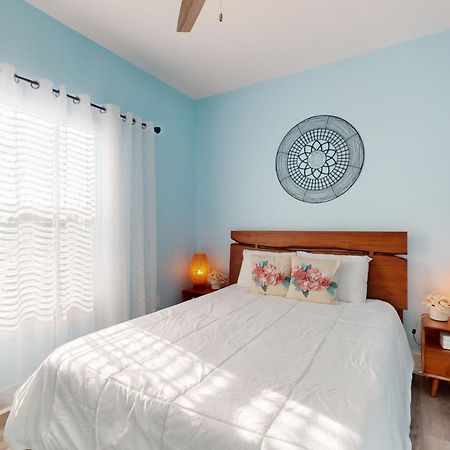 Ocean Sea Villa Port Bolivar Екстериор снимка